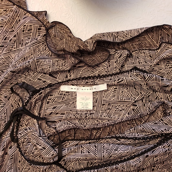 Max Studio Beautiful Strappy Dress - Picture 2 of 2